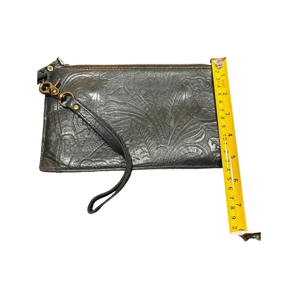 American Leather Co Black Tooled Floral Leather Wristlet Clutch Wallet Bag